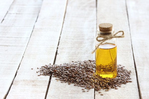 Flaxseed Oil – Omega-3 Rich Skin & Hair Nourishment