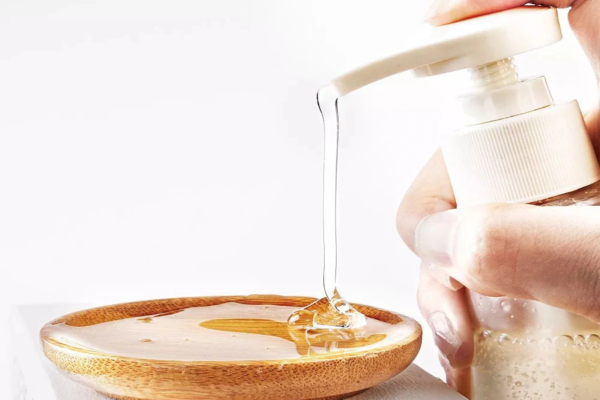 PEG 150 Distearate – Thickener & Emulsifier