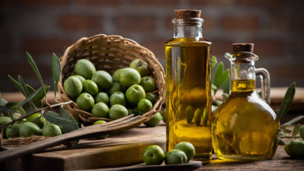 Olive Oil – Skin & Hair Hydration Booster